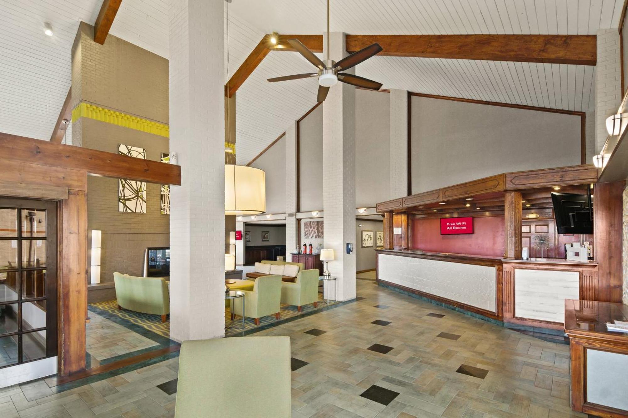 Red Roof Inn & Suites Irving - Dfw Airport South Esterno foto