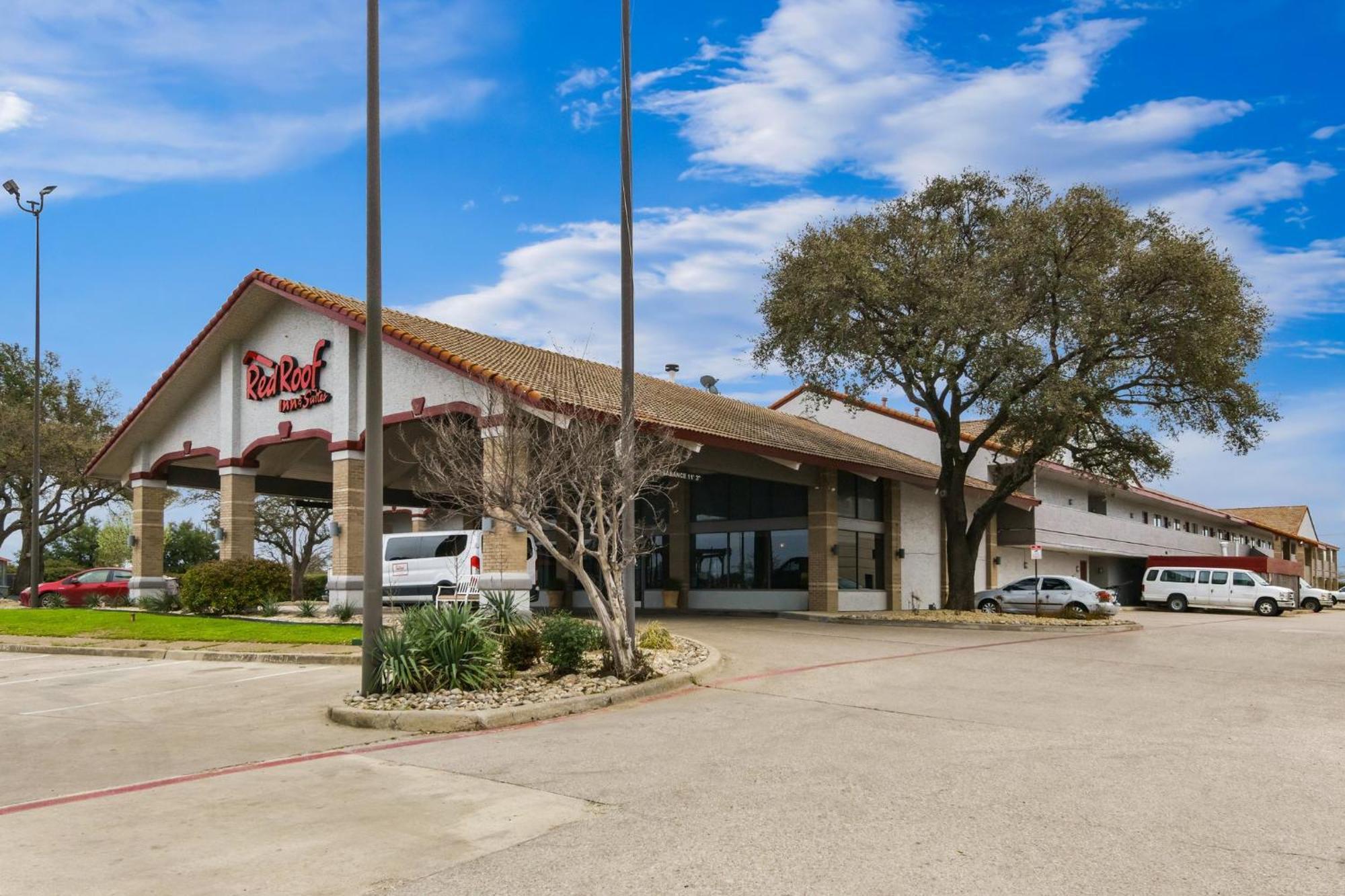 Red Roof Inn & Suites Irving - Dfw Airport South Esterno foto